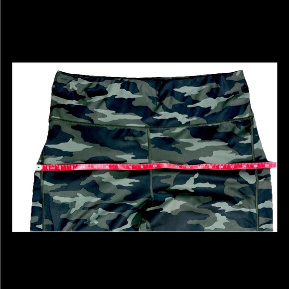 Athleta Camo Print Women's Leggings - Picture 4 of 11